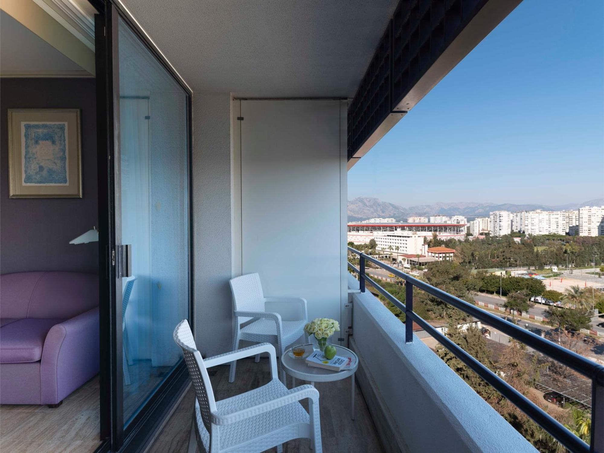 Rixos Downtown Antalya - The Land Of Legends Access Hotel Exterior photo A balcony